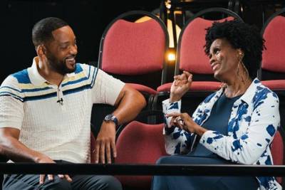 Will Smith Sat Down With Original Aunt Viv Actress Janet Hubert for ‘Fresh Prince’ Reunion (Photo) - thewrap.com