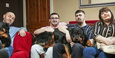 Gogglebox star Shaun Malone says his son was named after Louis Theroux - www.msn.com