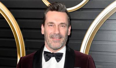 Jon Hamm's Bulge Was the Subject of a Lawsuit, Which He Was Not Even Involved In - www.justjared.com