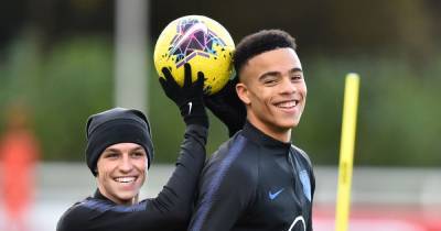 Rio Ferdinand gives advice to Man United's Mason Greenwood and Man City's Phil Foden - www.manchestereveningnews.co.uk - Manchester - Iceland - county Mason - county Greenwood