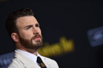 Chris Evans Accidentally Leaks NSFW Picture And The Internet Can’t Handle It - etcanada.com - USA