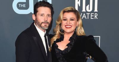 Kelly Clarkson Says Life Has Been a ‘Little Bit of a Dumpster’ Amid Divorce From Brandon Blackstock - www.usmagazine.com