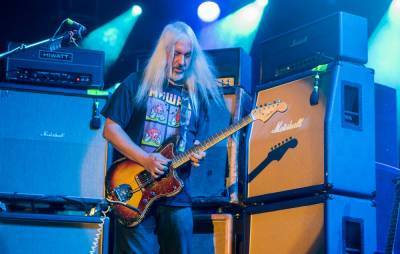 Watch Dinosaur Jr air two new songs at socially distanced show - www.nme.com - state New Hampshire - state Connecticut - county Cheshire - county Morris