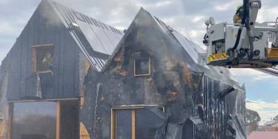 Devastation as fire destroys Grand Designs Australia home - www.lifestyle.com.au - Australia