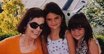 Kendall and Kylie Jenner in cute throwback photo with grandmother - www.msn.com