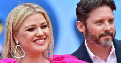 Kelly Clarkson opens up on her divorce: 'My life has been a little bit of a dumpster' - www.msn.com - USA