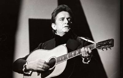 Johnny Cash’s music reimagined by Royal Philharmonic Orchestra for new album - www.nme.com