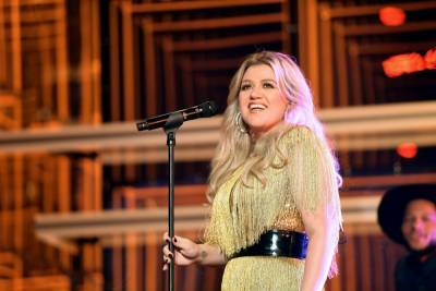 Kelly Clarkson Says She’s In ‘A Better Place’ Amid Divorce: ‘I Feel Pretty Good And Happy’ - etcanada.com