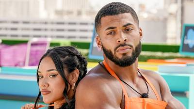 'Love Island': Is Johnny Playing Cely? Mercades Says He's 'Fake,' Predicts He'll Slide Into DMs (Exclusive) - www.etonline.com