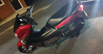 Three people caught riding stolen moped 'like circus act' in Bolton - www.manchestereveningnews.co.uk