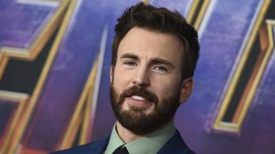 Chris Evans Had the Best Response to Accidentally Posting That NSFW Photo on Instagram - stylecaster.com