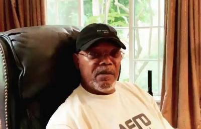 Samuel L. Jackson Offers To Teach Fans How To ‘Swear in 15 Languages’ If They Register To Vote - etcanada.com