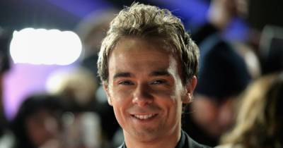 Jack P Shepherd writes hilarious response to fan as they call him out on Coronation Street blunder - www.ok.co.uk