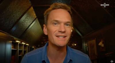 Neil Patrick Harris Dishes On ‘The Matrix 4’: ‘They’re Making A Giant Movie’ - etcanada.com - Berlin