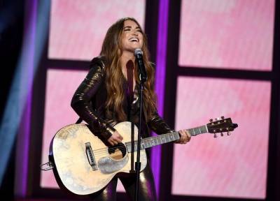 New Female Artist Of The Year Tenille Townes Slays With ACM Awards Performance - etcanada.com