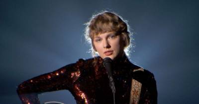 Taylor Swift performs stripped-down version of Betty for America Country Music Awards return - www.msn.com - Tennessee