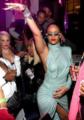 Rihanna Reveals Celeb Lineup For Savage X Fenty Show — Demi Moore, Lizzo, Travis Scott And More - etcanada.com