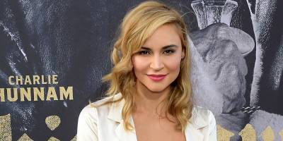 'The O.C.' Star Samaire Armstrong Explains Why She's Voting for Donald Trump & Says BLM Is a 'Terrorist Organization' - www.justjared.com