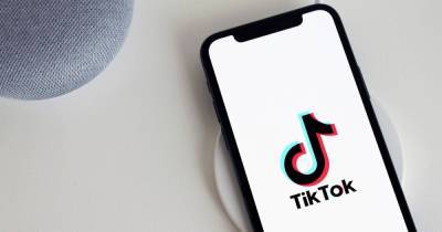 United States bans transactions with Chinese-owned TikTok and WeChat - www.manchestereveningnews.co.uk - China - USA