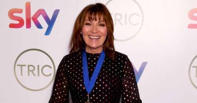 Lorraine Kelly reveals the tips her daughter gave her to combat 'maskne' - www.msn.com
