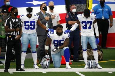 NFL Sunday Social Activism Sees Several Teams Scramble When National Anthem Starts Playing - deadline.com - New York - Minnesota - San Francisco