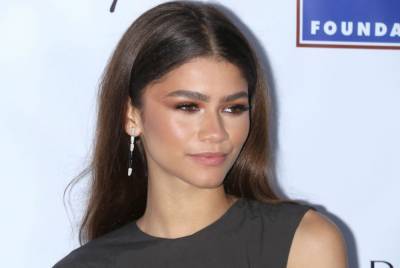 Zendaya Looks Ultra Glamorous In Plunging Dress For 72nd Emmys - etcanada.com