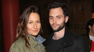Penn Badgley and Wife Domino Kirke Welcome First Child - www.etonline.com