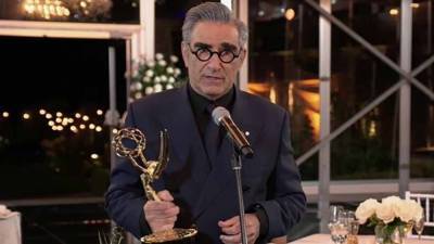 Eugene Levy Wins First Emmy in Almost 40 Years for 'Schitt's Creek' - www.etonline.com - county Levy