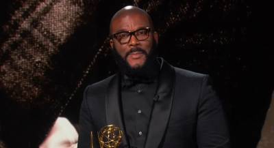 Tyler Perry Shares Powerful Message About Diversity While Accepting Governors Award at Emmys 2020 - Watch Now! - www.justjared.com