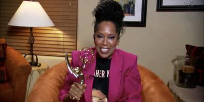 Regina King Explains Why She Wore a Breonna Taylor T-Shirt to the 2020 Emmys - www.cosmopolitan.com