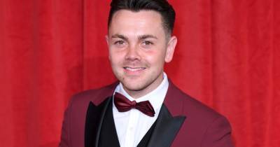Dancing On Ice winner and X Factor star Ray Quinn ‘working as Hermes delivery driver on £11.40 an hour’ - www.ok.co.uk