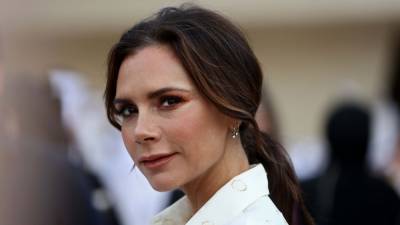 Victoria Beckham's London Fashion Week Show Had Just a Few 'Guests' -- Her Family! - www.etonline.com