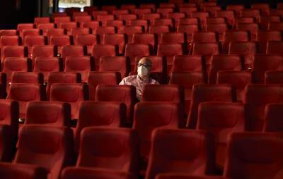 Cinemas and theatres exempt from 10pm coronavirus curfew, culture secretary confirms - www.nme.com