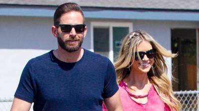Christina Anstead Smiles With Ex Tarek El Moussa on 'Flip or Flop' Set After Announcing Split From Ant Anstead - www.etonline.com