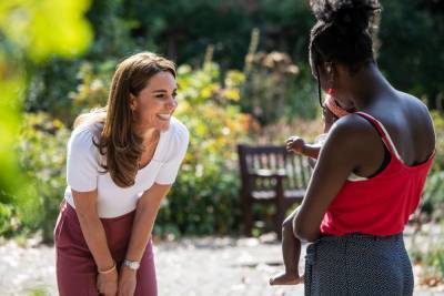 Kate Middleton Meets Up With Moms And Their Kids In London Park To Show Her Support Amid Coronavirus Pandemic - etcanada.com - city London, county Park