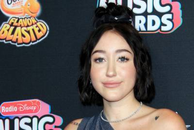Noah Cyrus Opens Up About The Depression Behind Debut EP ‘Good Cry’: ‘I Was So Sad’ - etcanada.com