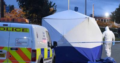 Murder investigation launched after fatal stabbing in the street in Wythenshawe - www.manchestereveningnews.co.uk
