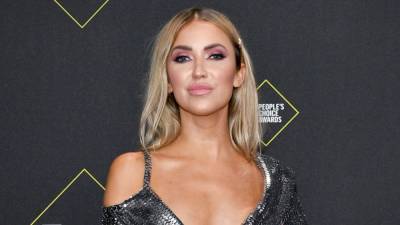 'DWTS': Kaitlyn Bristowe Suffers Ankle Injury Just Before Live Show - www.etonline.com