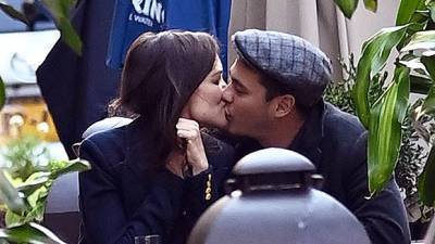 Katie Holmes, 41, Passionately Kisses New Boyfriend Emilio Vitolo Jr., 33, During Romantic Dinner Date In NYC – Pic - hollywoodlife.com - New York