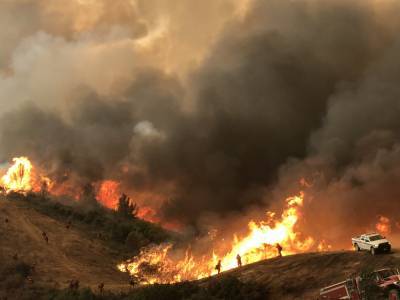 Near Record Heat, Winds On The Way For L.A. As Bobcat Fire Rages On - deadline.com - Los Angeles