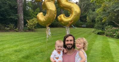 Inside Joe Wicks' incredible 35th birthday including fancy dinner, work out and two cakes - www.ok.co.uk