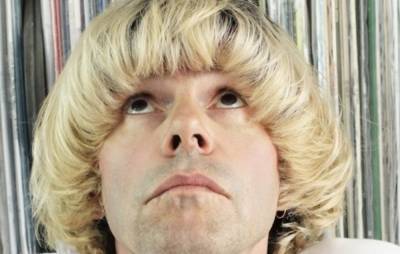 Tim Burgess announces new EP ‘Ascent Of The Ascended’, shares first single - www.nme.com - New York