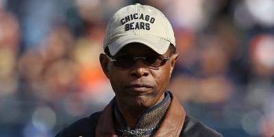 Gale Sayers Dead - NFL Icon Dies at 77 - www.justjared.com - Chicago