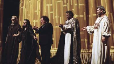 Metropolitan Opera Cancels Season, Won’t Open For A Year Amid Grim NYC Cultural Scene - deadline.com - New York