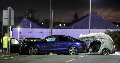 Two dead and three in hospital after police chase ends in horror crash in Salford - www.manchestereveningnews.co.uk
