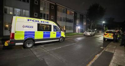 Man stabbed at block of flats in Salford - www.manchestereveningnews.co.uk - Manchester