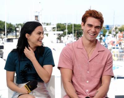 KJ Apa And Camila Mendes Gargle Mouthwash Before Makeout Scene As They Reveal ‘New Normal’ On ‘Riverdale’ Set - etcanada.com - city Vancouver