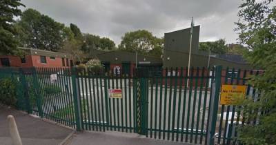 Primary school closes to all but nursery children amid Covid cases - www.manchestereveningnews.co.uk