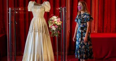 Princess Beatrice’s wedding dress which she borrowed from The Queen goes on display at Windsor Castle - www.ok.co.uk - county Windsor