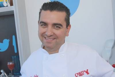 ‘Cake Boss’ Star Buddy Valastro’s Dominant Hand Is Impaled in Home Bowling Accident - thewrap.com